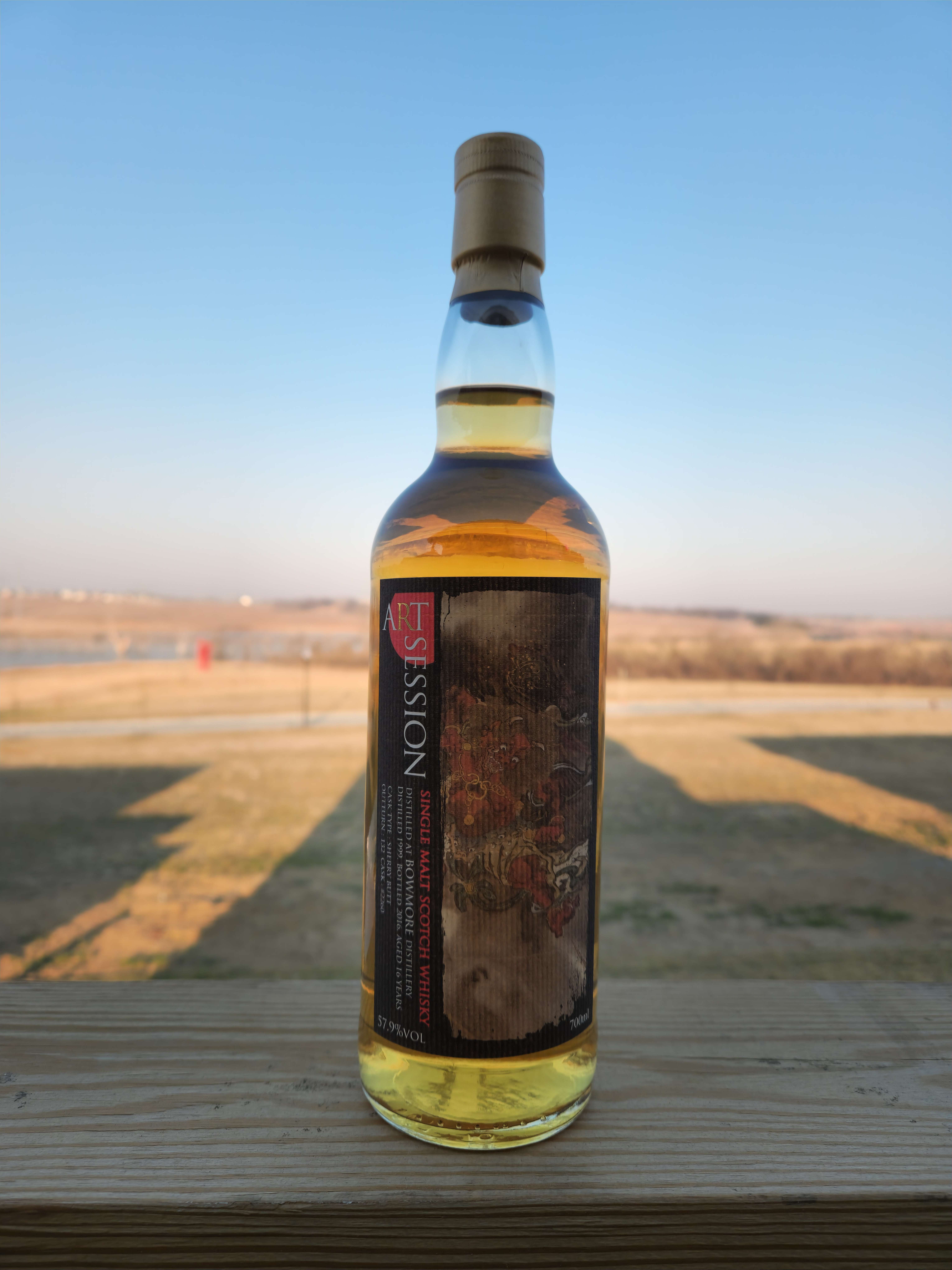 Bowmore 16 Year (1999) Art Session – Scotch & Sheen